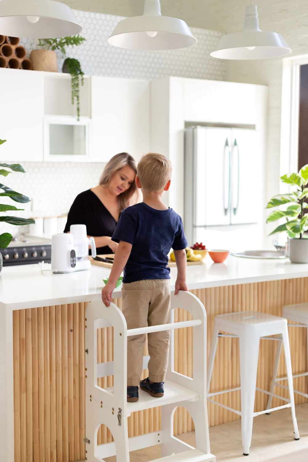 2-in-1 Kids Step Stool and Montessori Learning Tower