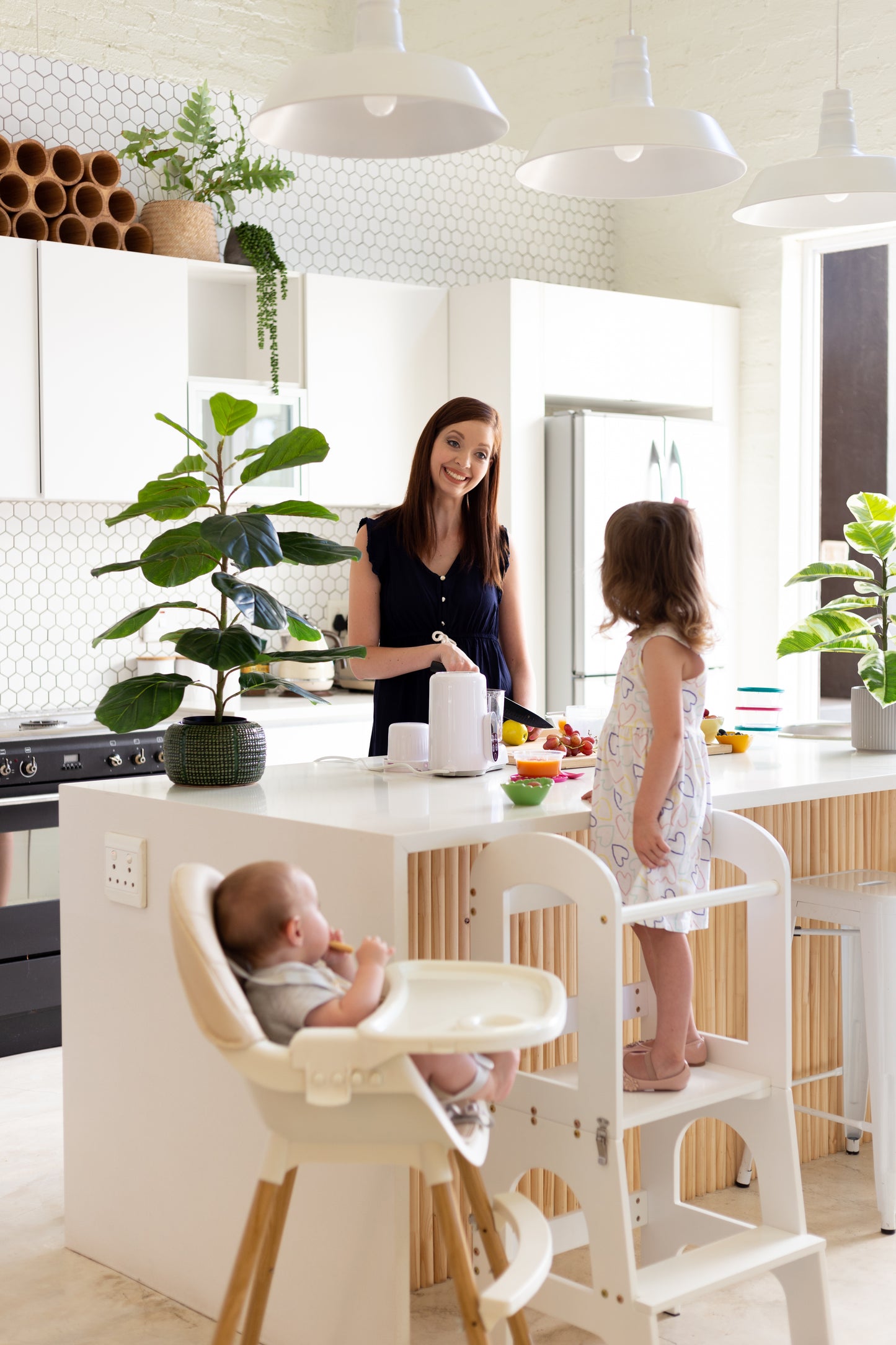 2-in-1 Kids Step Stool and Montessori Learning Tower